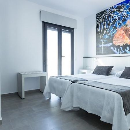 קוניל דה לה פרונטרה Hostal El Yunque חדר תמונה