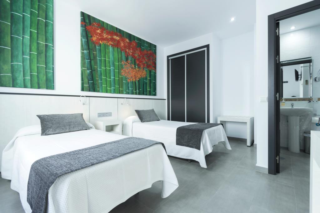 קוניל דה לה פרונטרה Hostal El Yunque חדר תמונה