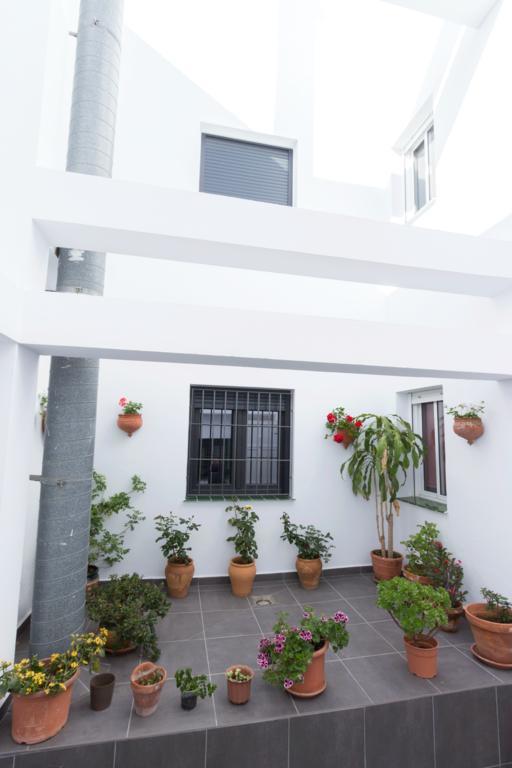 קוניל דה לה פרונטרה Hostal El Yunque מראה חיצוני תמונה