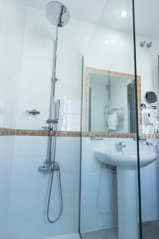 קוניל דה לה פרונטרה Hostal El Yunque חדר תמונה