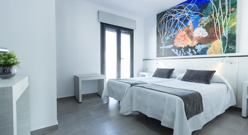 קוניל דה לה פרונטרה Hostal El Yunque חדר תמונה