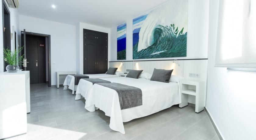 קוניל דה לה פרונטרה Hostal El Yunque חדר תמונה